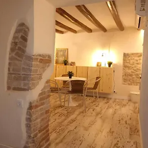 Apartamento Petra -old With Terrace And Barbecue- España